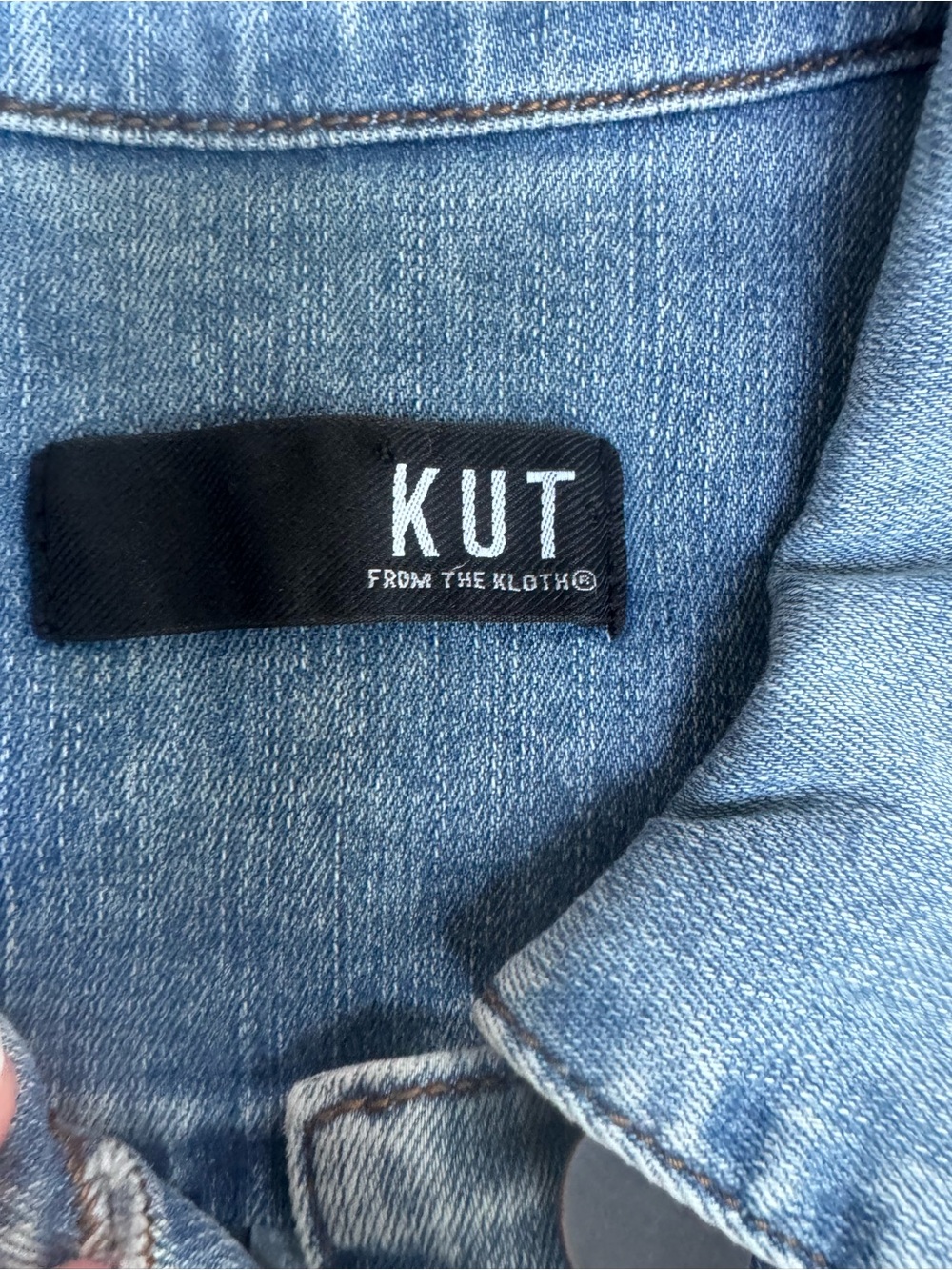 Kut From the Kloth Light Wash Stretch Denim Kara Jacket Raw Hem Capsule Casual - Picture 4 of 12